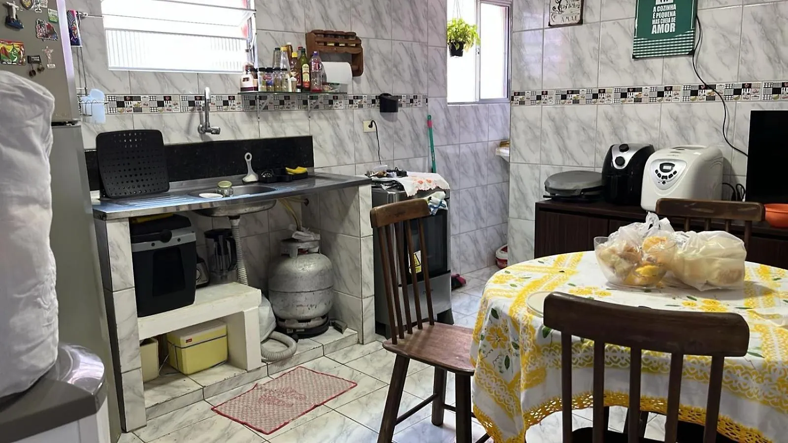 Suite & Quarto-Home Stay- Bairro Afogados- Suite Com Banheiro Privativo E Quarto Com Banheiro Social Compartilhado Recife 0*,
